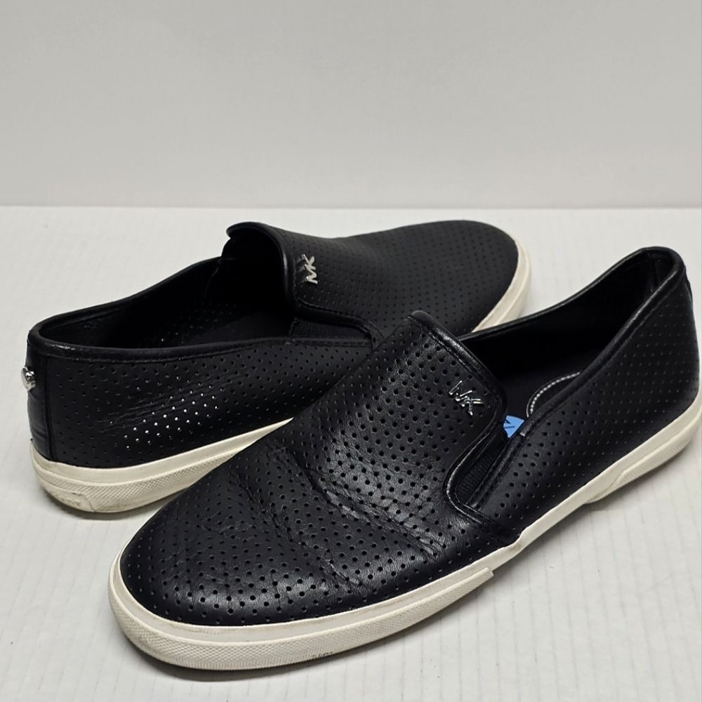 Michael Kors Keaton slip on shoes Loafers Black Perforated Leather 7.5